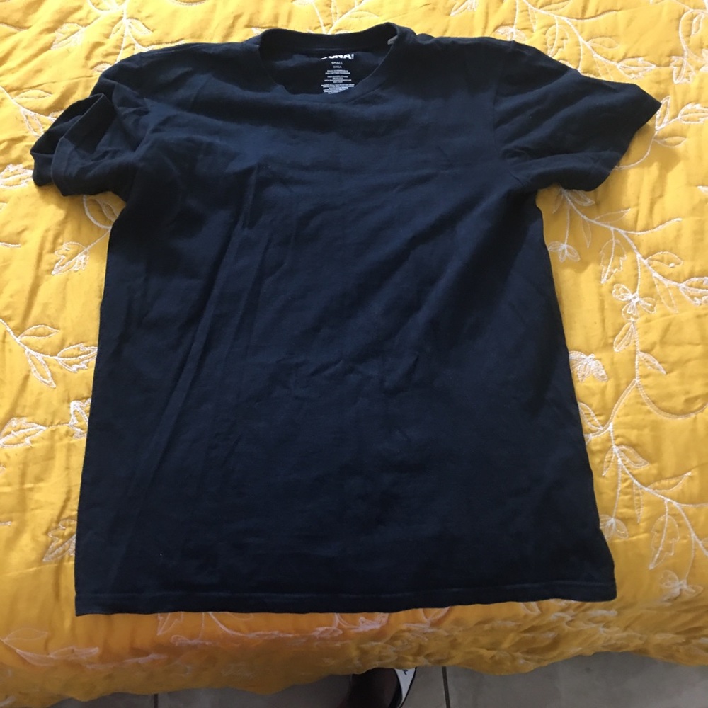 Shirts - Picture 3 of 4